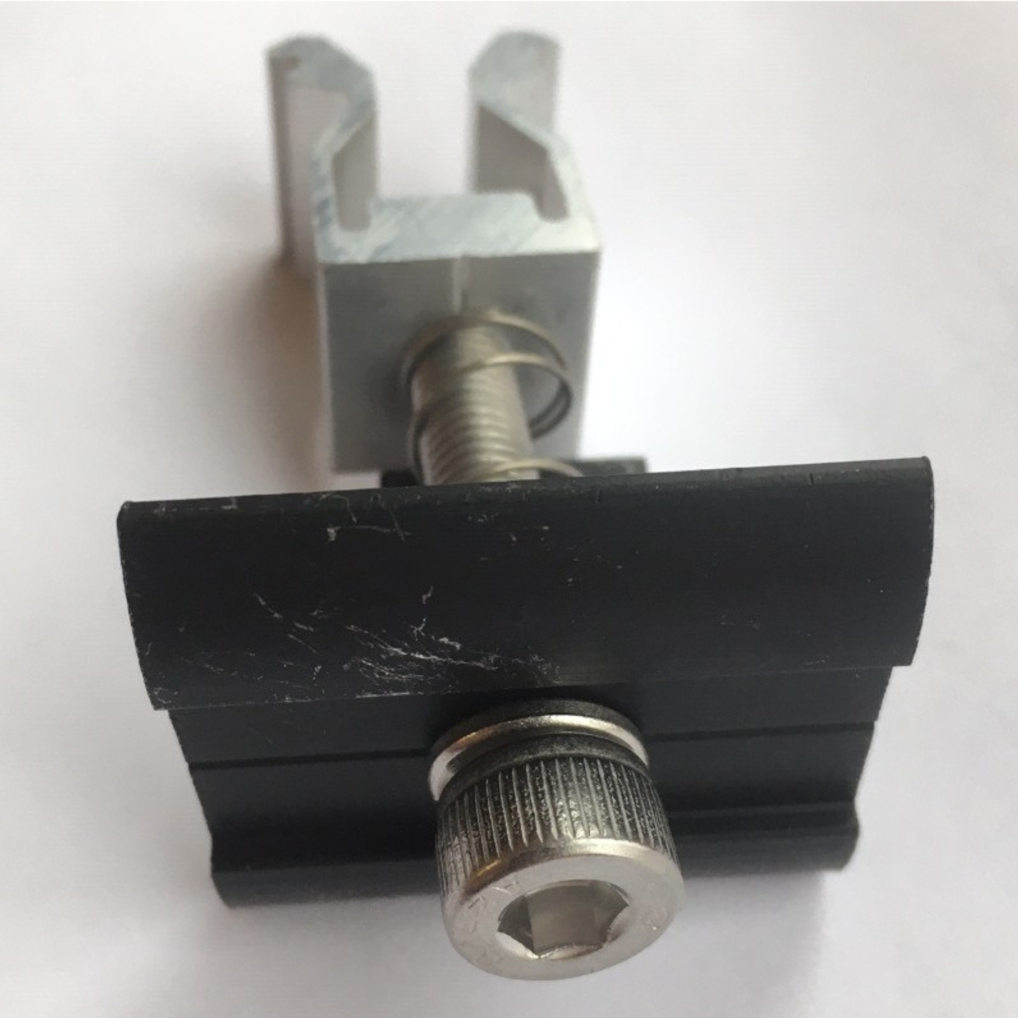 Fastensol Black Universal Clamp 30-46mm